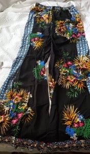 SOLD Flying tomatoes palazzo pants